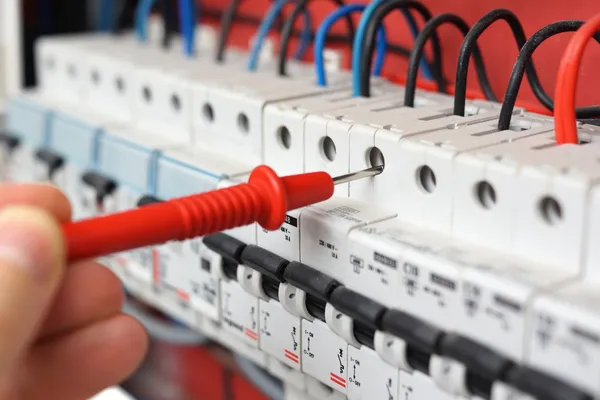 Electrician Services in Dubai Quality Work Guaranteed KL-Techs.com